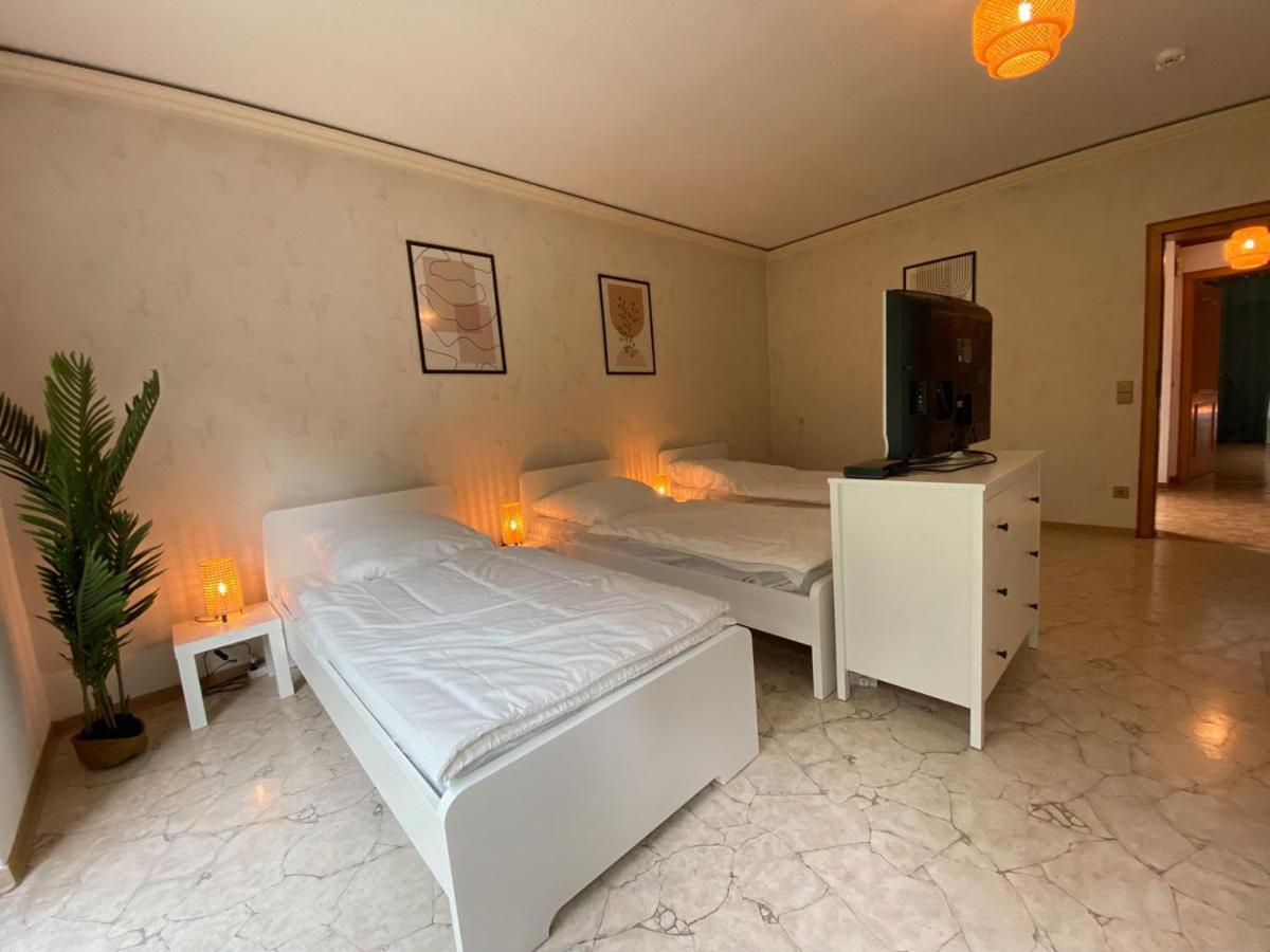 Cozy Apartment In Oberhausen מראה חיצוני תמונה